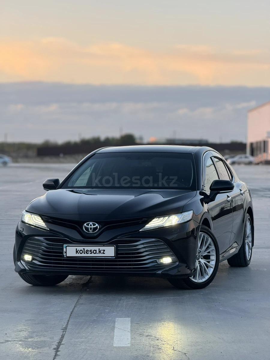 Toyota Camry 2019 г.