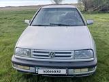Volkswagen Vento 1995 года за 1 700 000 тг. в Семей