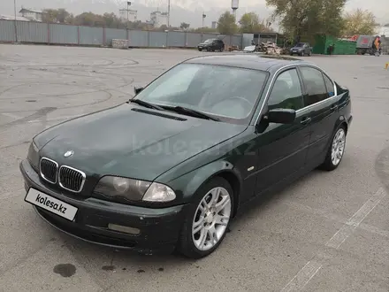 BMW 328 1998 года за 2 600 000 тг. в Алматы – фото 3