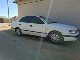 Toyota Carina E, 1995