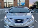 Hyundai Sonata 2010 года за 5 500 000 тг. в Атырау – фото 3