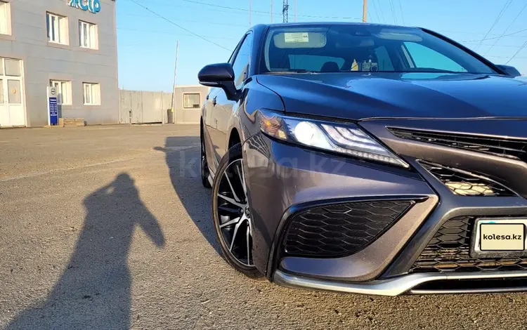 Toyota Camry 2021 годаfor12 500 000 тг. в Атырау