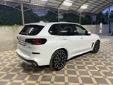 BMW X5 2024 года за 50 500 000 тг. в Алматы – фото 4