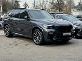 BMW X5 2020 года за 40 500 000 тг. в Алматы – фото 4