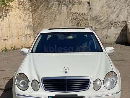 Mercedes-Benz E 500 2002 года за 5 500 000 тг. в Алматы – фото 17