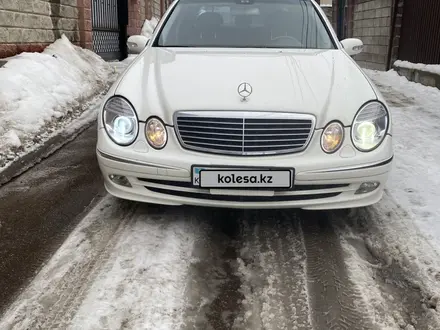 Mercedes-Benz E 500 2002 года за 5 500 000 тг. в Алматы – фото 25
