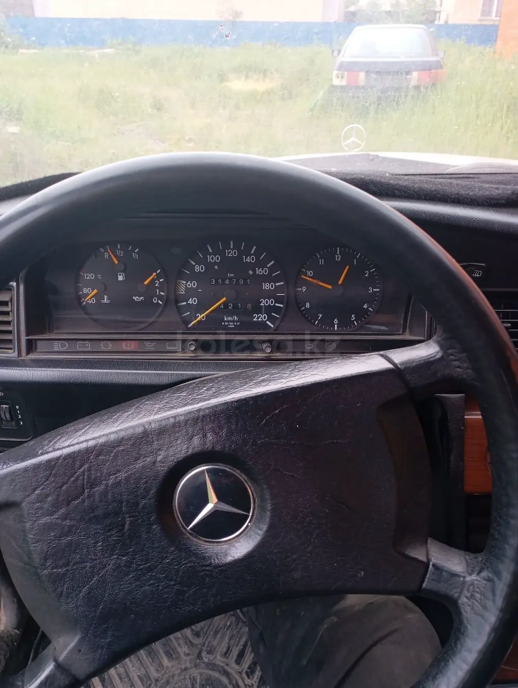 Mercedes-Benz 190, 1991