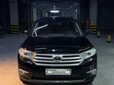 Toyota Highlander 2011 года за 14 000 000 тг. в Алматы