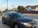 Toyota Camry 2009 года за 7 300 000 тг. в Бейнеу – фото 2