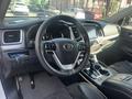 Toyota Highlander 2018 года за 13 600 000 тг. в Алматы – фото 13