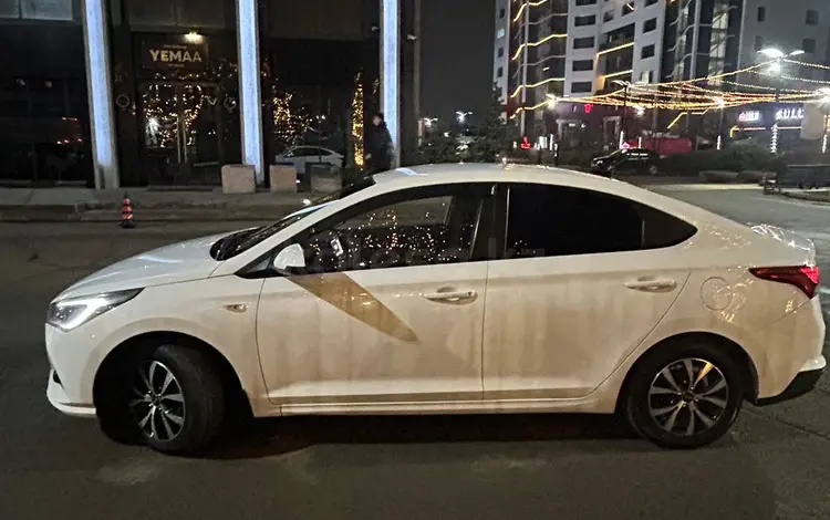 Hyundai Accent 2020 года за 7 300 000 тг. в Атырау