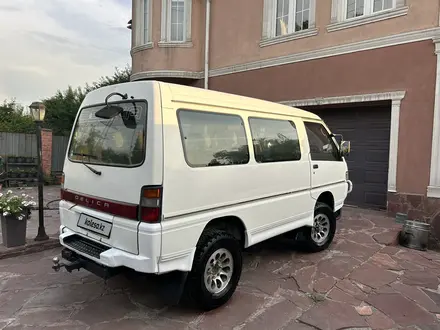 Mitsubishi Delica 1994 года за 1 750 000 тг. в Алматы – фото 3