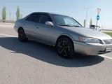 Toyota Camry 1999 года за 3 600 000 тг. в Мерке