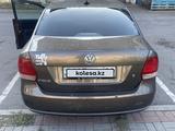 Volkswagen Polo 2015 года за 4 500 000 тг. в Караганда – фото 2