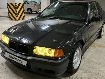 BMW 325 1993 года за 2 450 000 тг. в Астана – фото 3