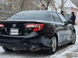 Toyota Camry 2014 годаүшін8 000 000 тг. в Актобе – фото 3