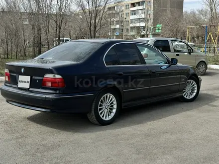 BMW 528 1998 года за 3 350 000 тг. в Караганда – фото 9