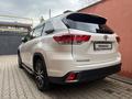 Toyota Highlander 2018 года за 17 000 000 тг. в Алматы – фото 4