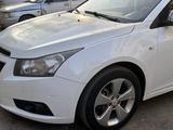 Chevrolet Cruze 2012 года за 3 700 000 тг. в Астана – фото 2