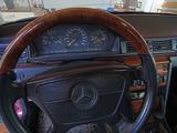 Mercedes-Benz E 280 1993 года за 2 100 000 тг. в Алматы – фото 4