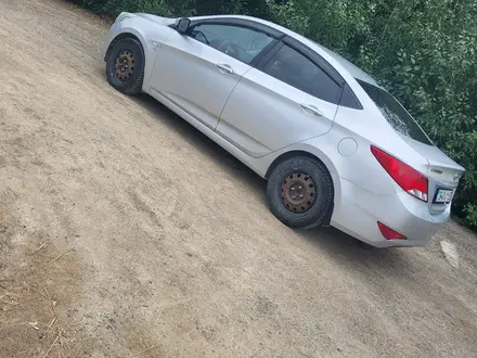 Hyundai Accent 2015 года за 5 000 000 тг. в Усть-Каменогорск – фото 13