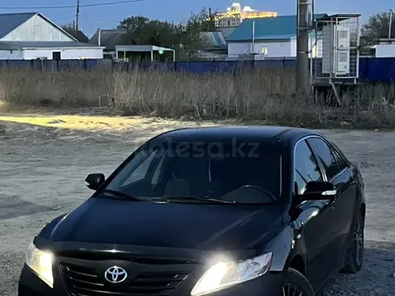 Toyota Camry 2007 года за 3 790 000 тг. в Актобе – фото 11