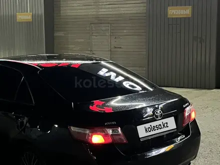 Toyota Camry 2007 года за 3 790 000 тг. в Актобе – фото 12