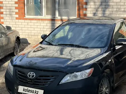 Toyota Camry 2007 года за 3 790 000 тг. в Актобе