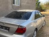 Toyota Camry 2005 года за 1 100 000 тг. в Шымкент – фото 5