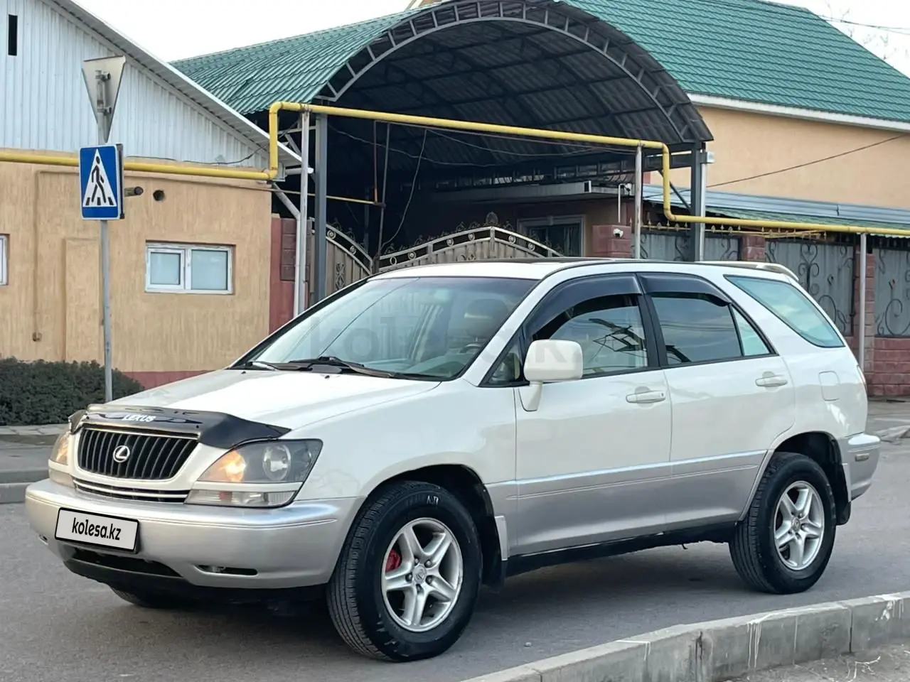 Продажа Lexus RX 300 1999 года в Алматы - №204412285: цена 4100000 ...