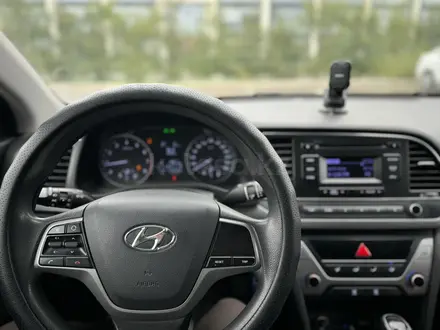 Hyundai Elantra 2018 года за 7 200 000 тг. в Астана – фото 5