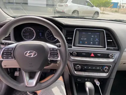 Hyundai Sonata 2018 года за 5 500 000 тг. в Атырау – фото 8