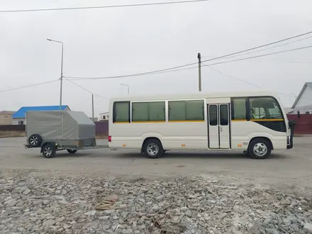 ТОЙОТА КОСТРА COASTER C ПРИЦЕПОМ аренда автобус той кудалык, 2022 года в Атырау – фото 3