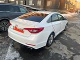 Hyundai Sonata 2015 годаfor8 000 000 тг. в Алматы – фото 4