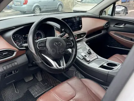 Hyundai Santa Fe 2021 года за 12 950 000 тг. в Алматы – фото 3