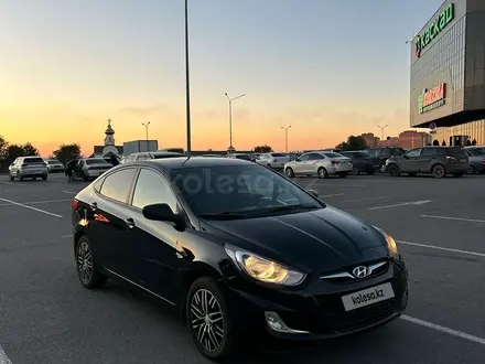 Hyundai Accent 2014 года за 5 200 000 тг. в Караганда – фото 2