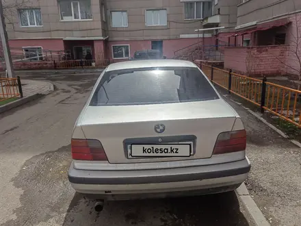 BMW 320 1994 года за 1 350 000 тг. в Алматы – фото 4