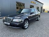 Mercedes-Benz C 220 1995 годаүшін2 150 000 тг. в Усть-Каменогорск