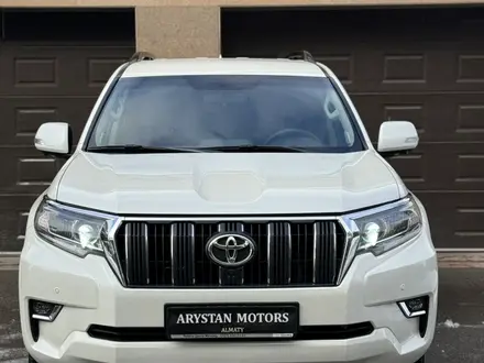 Toyota Land Cruiser Prado 2019 года за 22 500 000 тг. в Алматы – фото 35