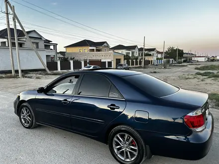 Toyota Camry 2005 года за 5 300 000 тг. в Жанаозен – фото 9