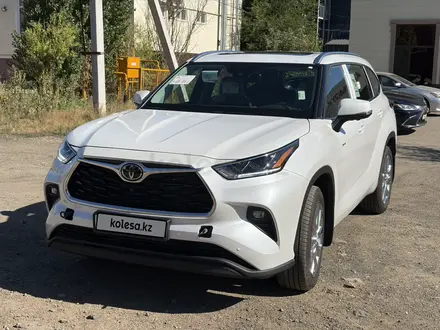 Toyota Highlander 2025 года за 31 000 000 тг. в Уральск