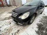 Mercedes-Benz R 350 2006 года за 5 500 000 тг. в Уральск – фото 4