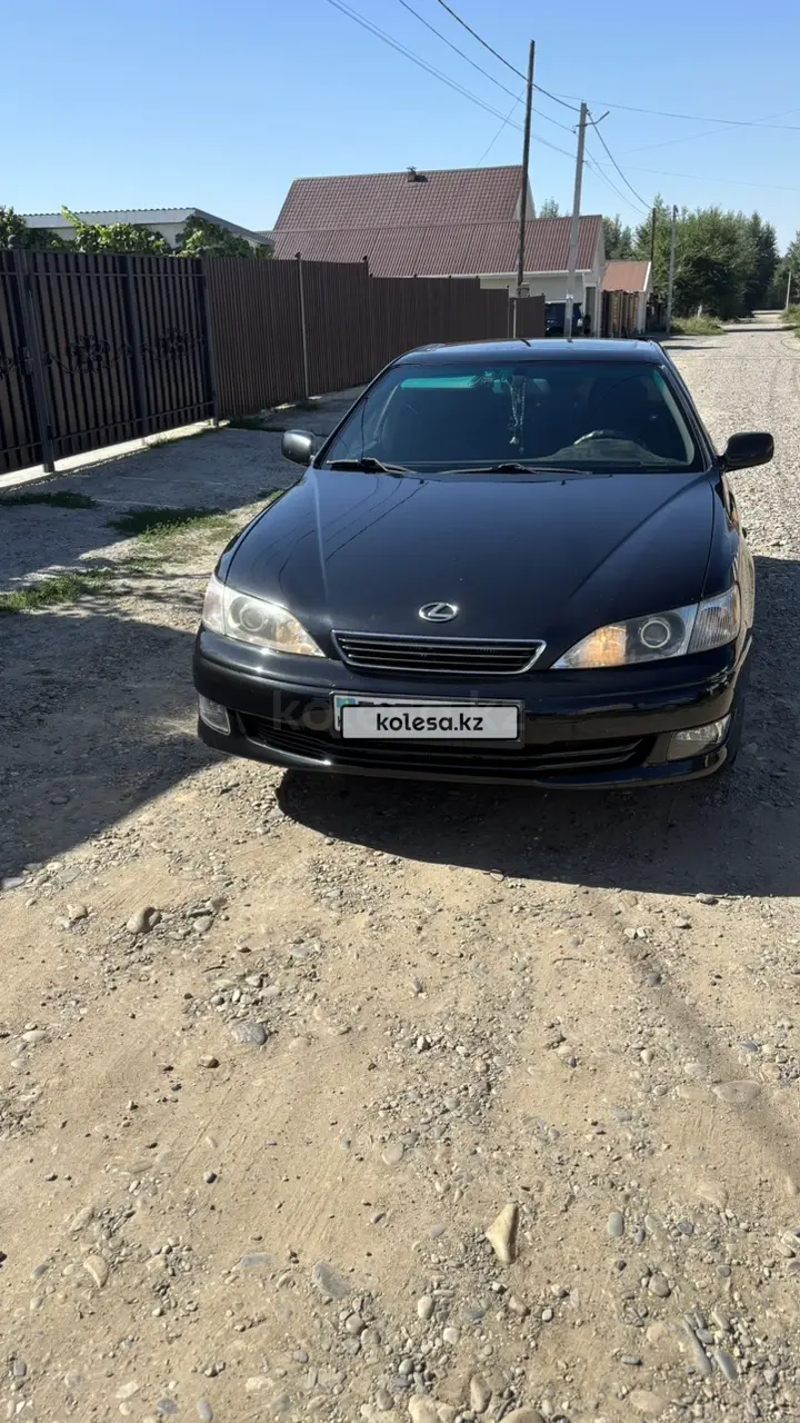 Lexus ES, 2000