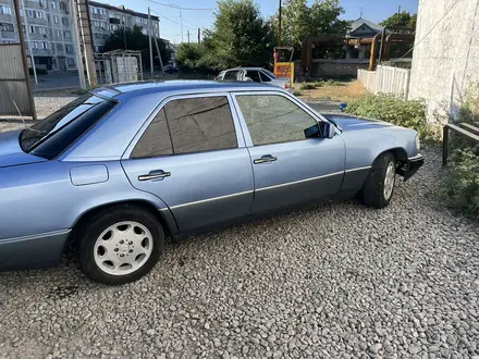 Mercedes-Benz E 230 1991 года за 1 100 000 тг. в Туркестан