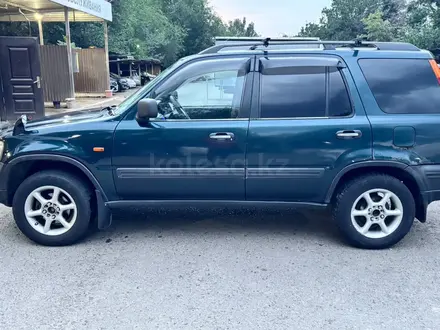Honda CR-V 1996 года за 2 500 000 тг. в Алматы – фото 4