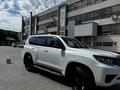 Toyota Land Cruiser Prado 2021 года за 26 000 000 тг. в Актобе