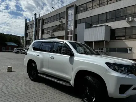 Toyota Land Cruiser Prado 2021 года за 26 000 000 тг. в Актобе