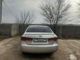 Hyundai Sonata 2006 годаүшін3 250 000 тг. в Арысь