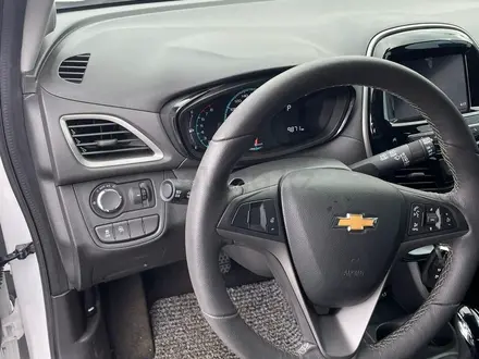 Chevrolet Spark 2022 года за 5 850 000 тг. в Шымкент – фото 9