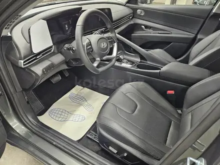 Hyundai Elantra Luxe 2024 года за 9 700 000 тг. в Алматы – фото 8